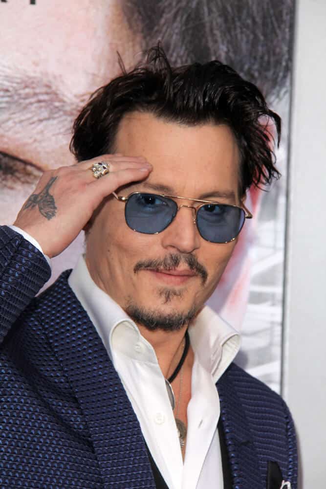 Johnny Depp Beard Styles: [Tutorial,Mustache, Look, Names]