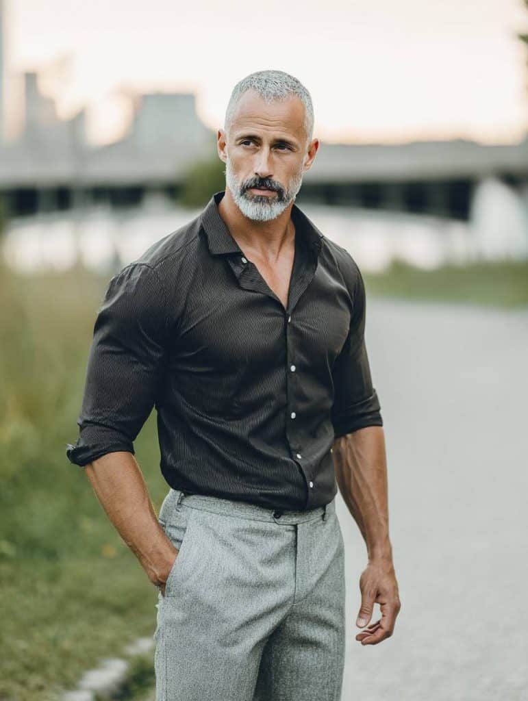 handsome_man_over_50 summer look